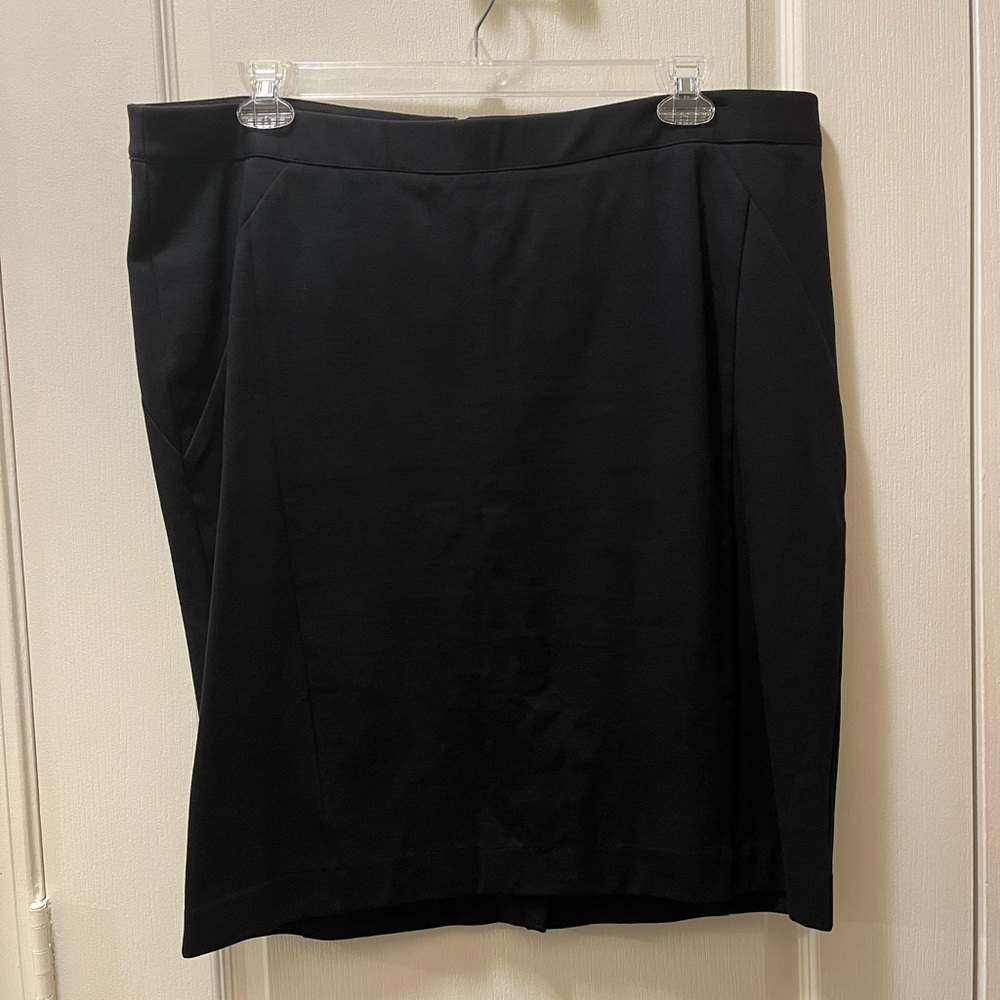 Lane Bryant skirt!! Black, size 20